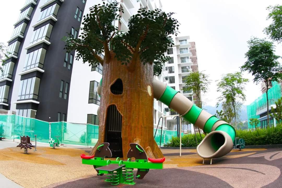 Family Cozy Home @ Midhills Genting L 8 Mins To Gpo Τζεντίνγκ Χάιλαντς Εξωτερικό φωτογραφία