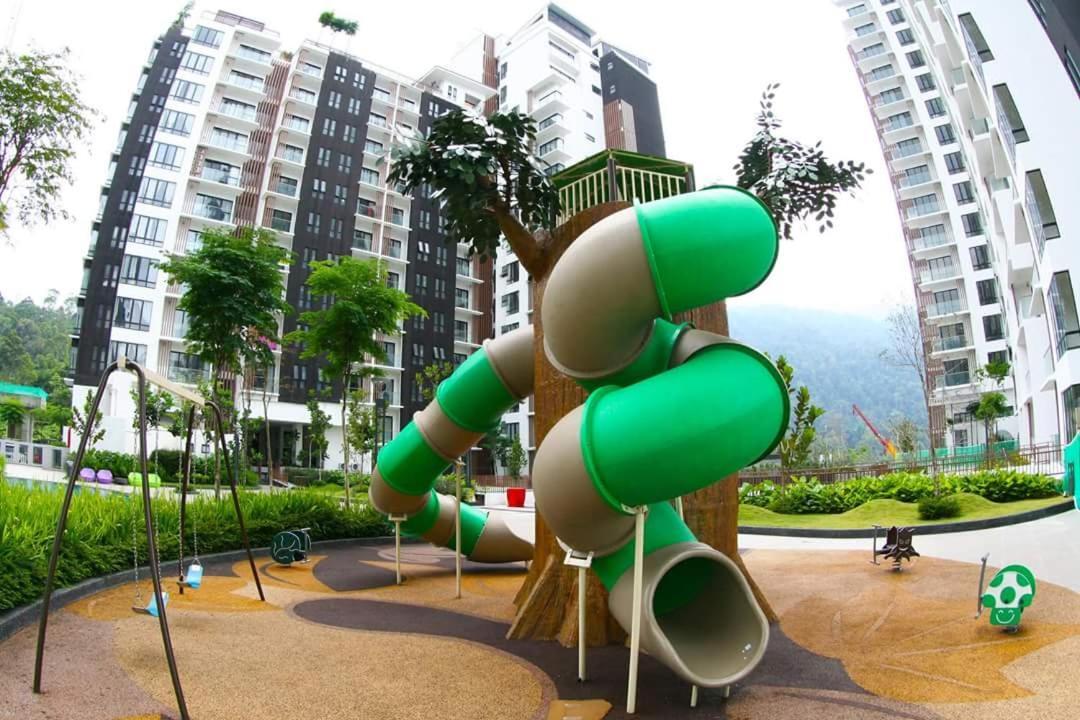 Family Cozy Home @ Midhills Genting L 8 Mins To Gpo Τζεντίνγκ Χάιλαντς Εξωτερικό φωτογραφία